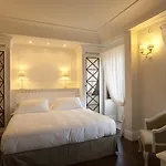 Athena Hotel 5*