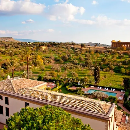 Athena Отель 5*