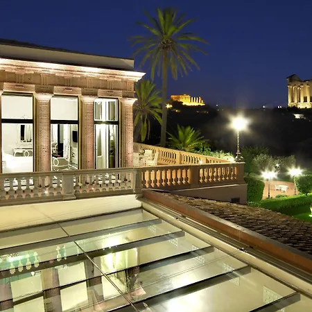 Athena فندق 5*