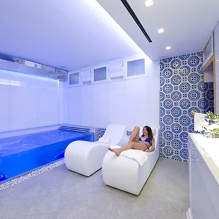Athena Hotel