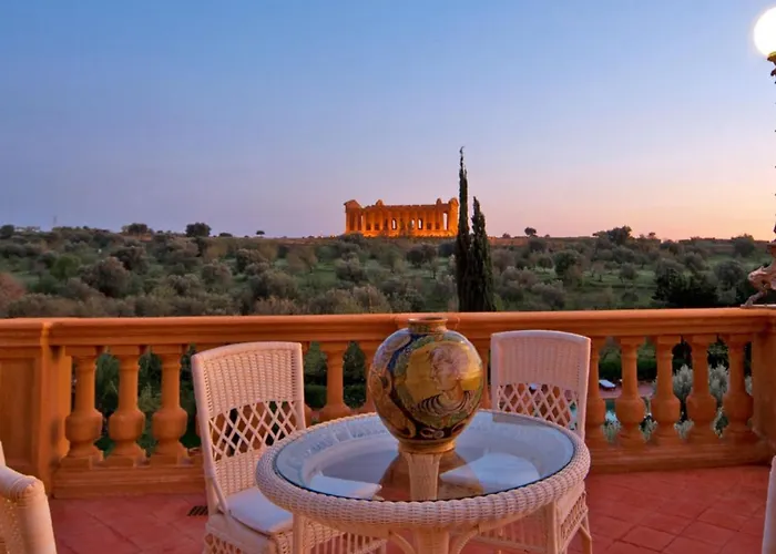Hotel Athena 5*