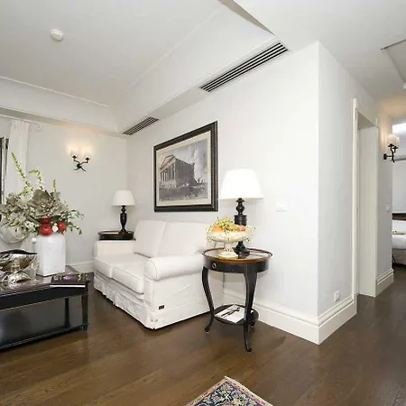 Athena Hotel 5*