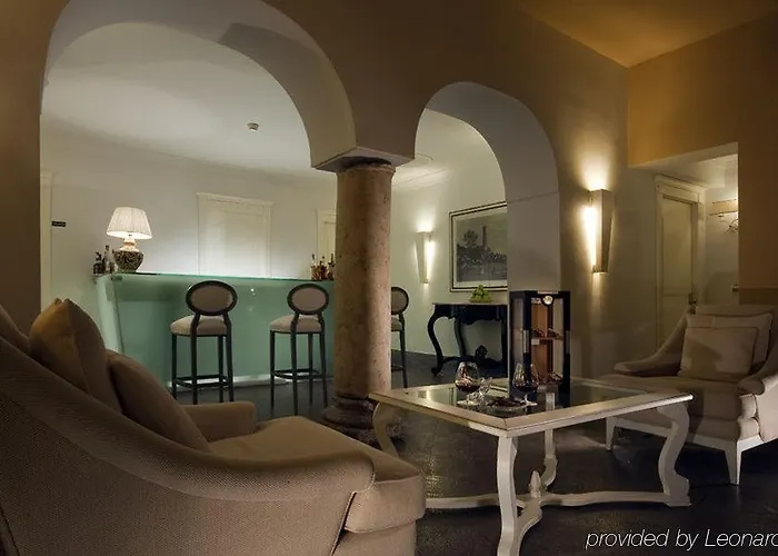 Hotel Athena